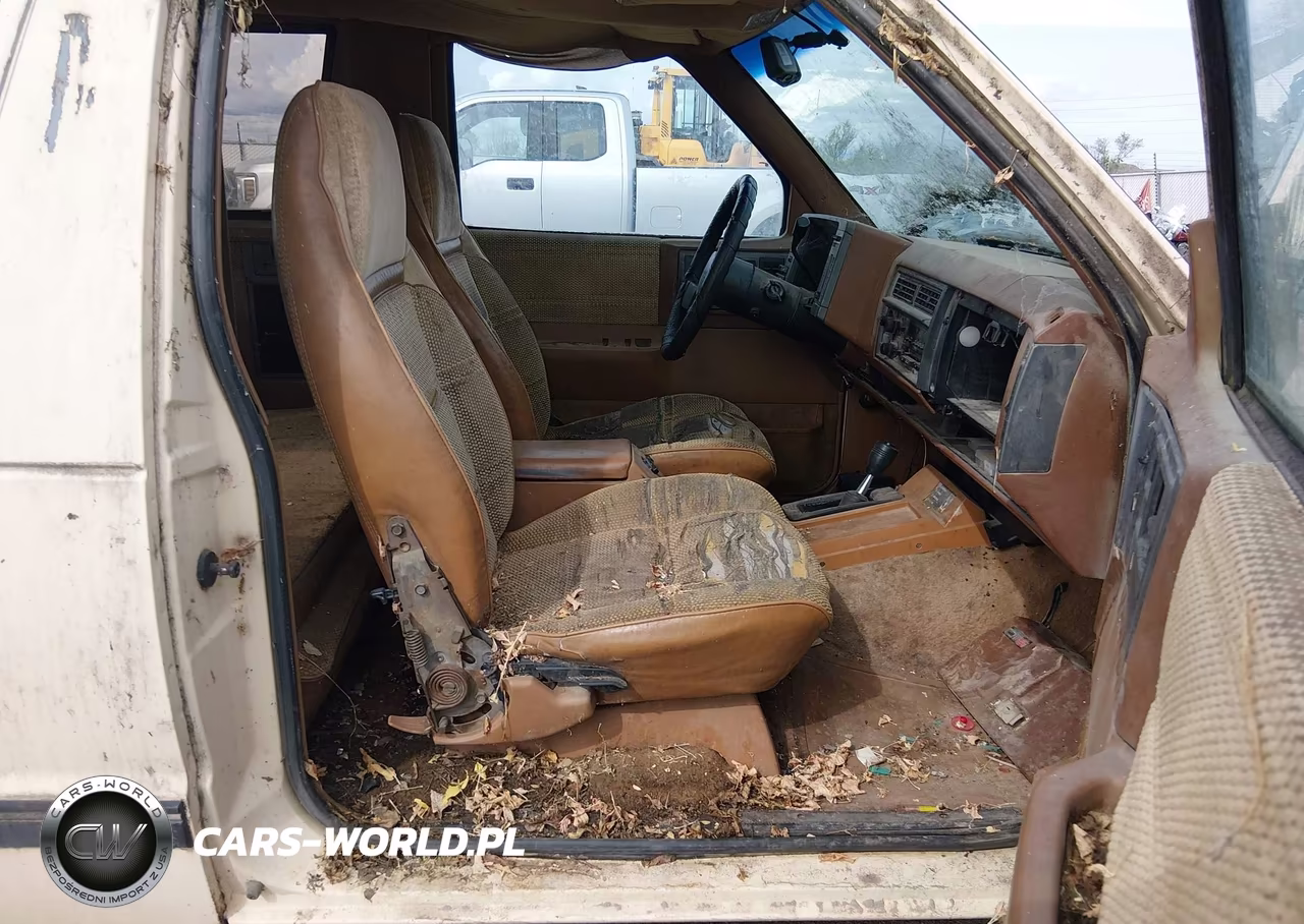 1989 Chevrolet Blazer S10 VIN:1GNCT18Z9K8143148 - 5