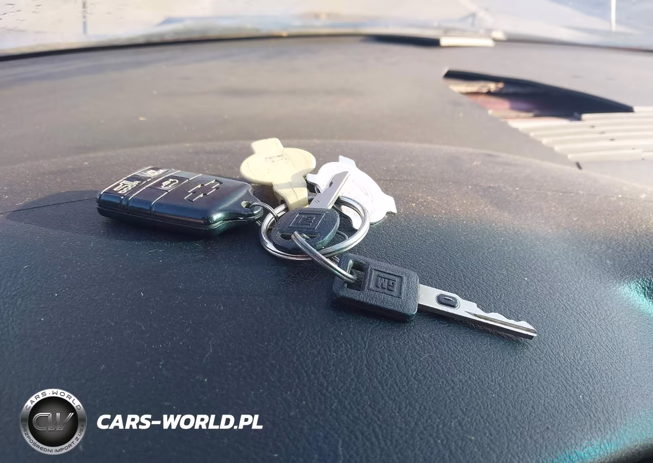 1994 Chevrolet Camaro Z28 VIN:2G1FP32P2R2151895 - 11