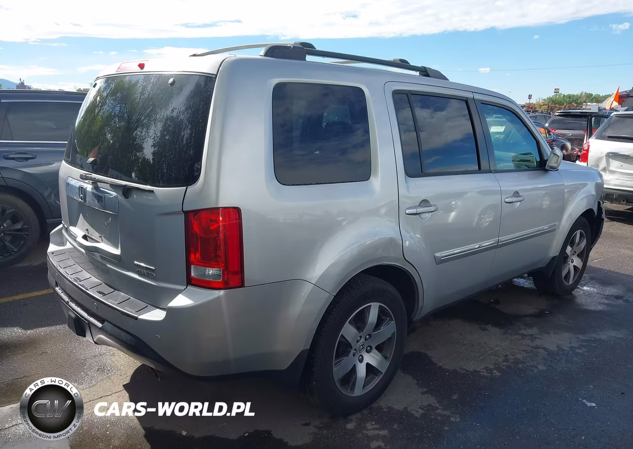 2012 Honda Pilot Touring VIN:5FNYF4H90CB031685 - 4