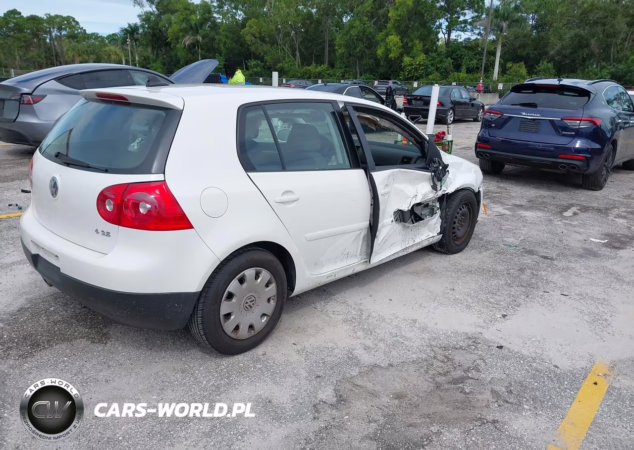 2008 Volkswagen Rabbit S VIN:WVWDA71K78W263036 - 4