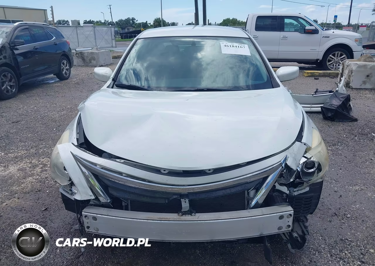 2015 Nissan Altima 2.5 S VIN:1N4AL3AP4FN360690 - 13