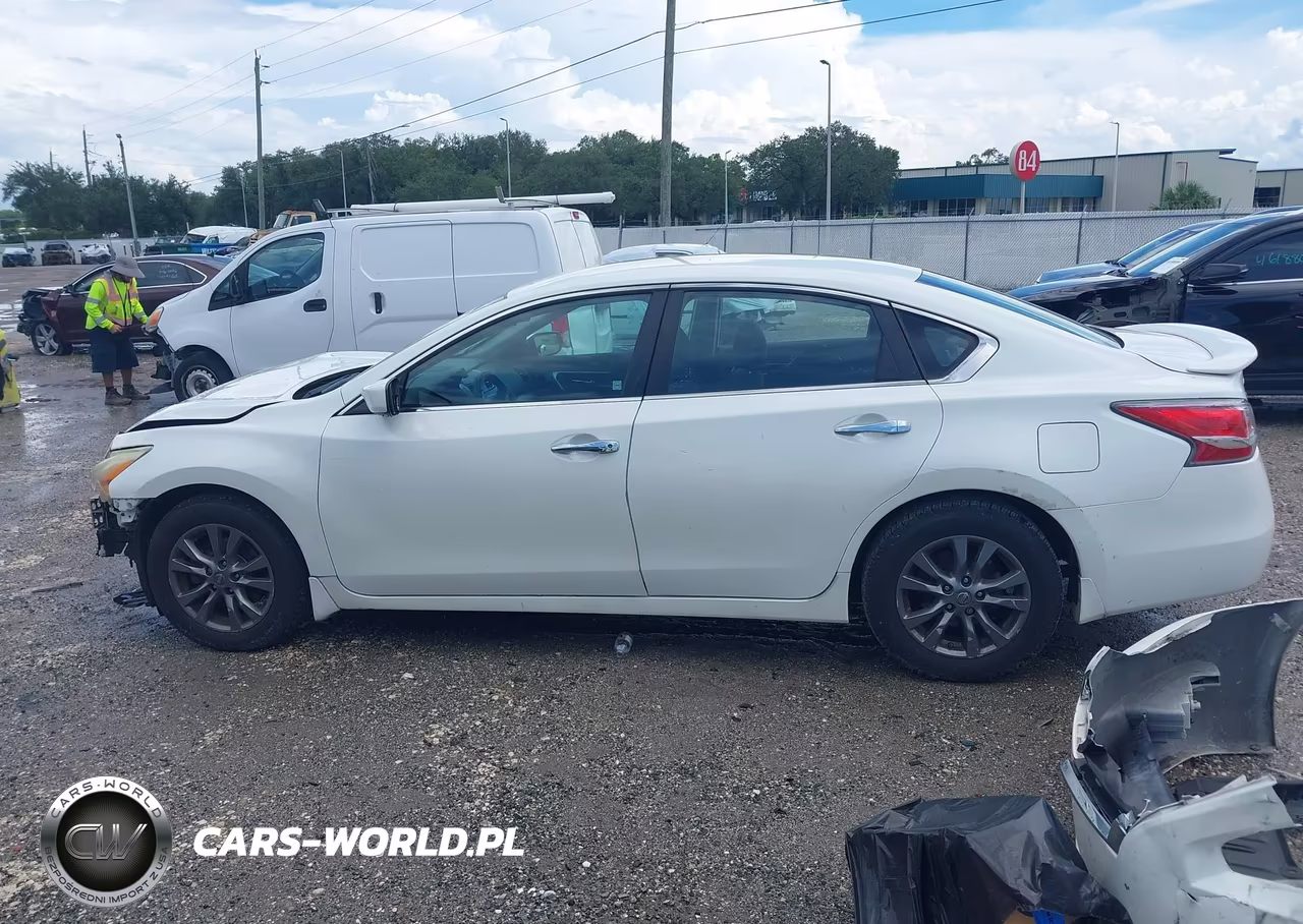 2015 Nissan Altima 2.5 S VIN:1N4AL3AP4FN360690 - 15