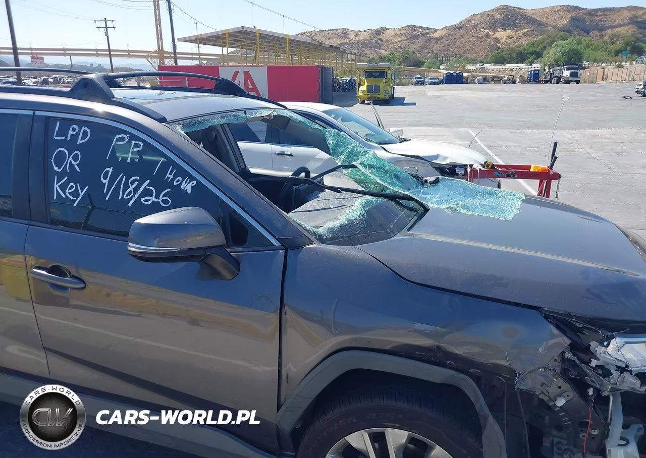 2021 Toyota Rav4 Xle Premium VIN:2T3C1RFV4MC172214 - 13