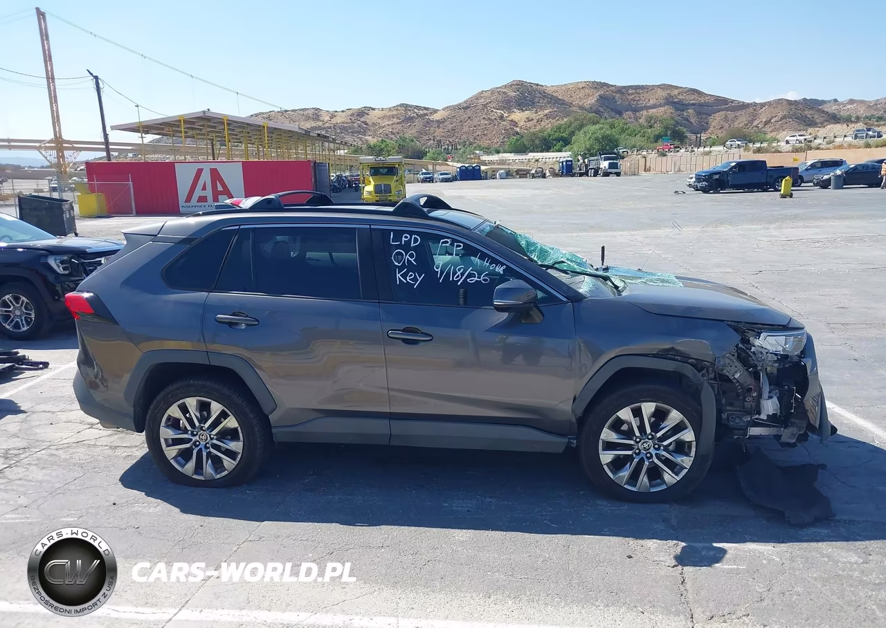 2021 Toyota Rav4 Xle Premium VIN:2T3C1RFV4MC172214 - 15