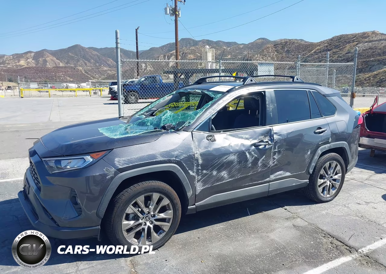 2021 Toyota Rav4 Xle Premium VIN:2T3C1RFV4MC172214 - 16