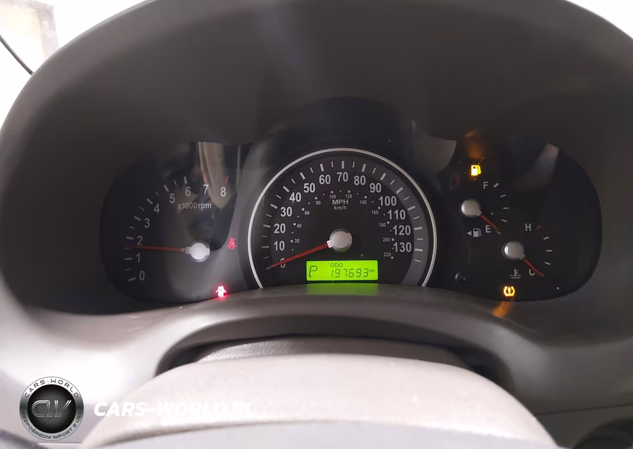 2010 Kia Sedona Lx VIN:KNDMG4C3XA6330219 - 7