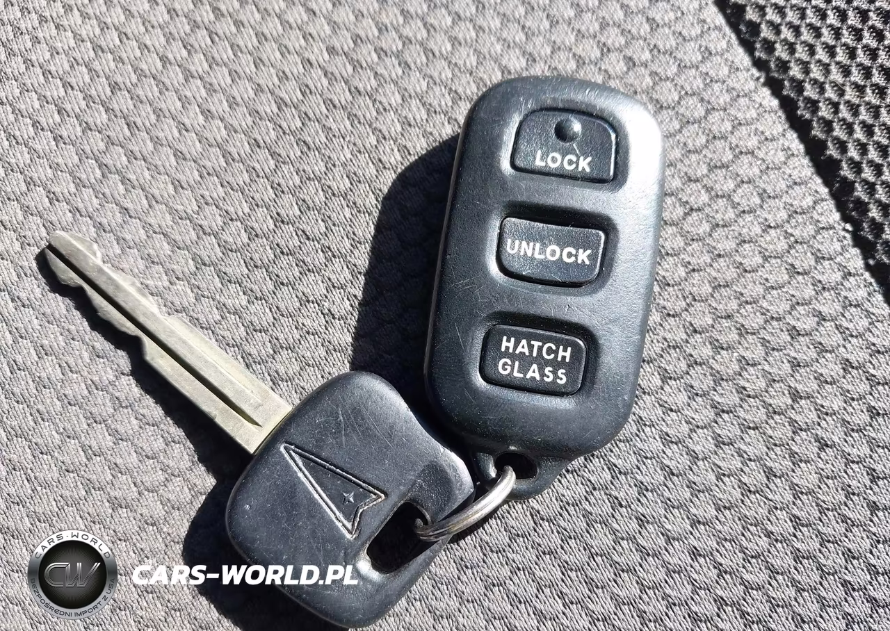 2008 Pontiac Vibe VIN:5Y2SL65818Z411741 - 11