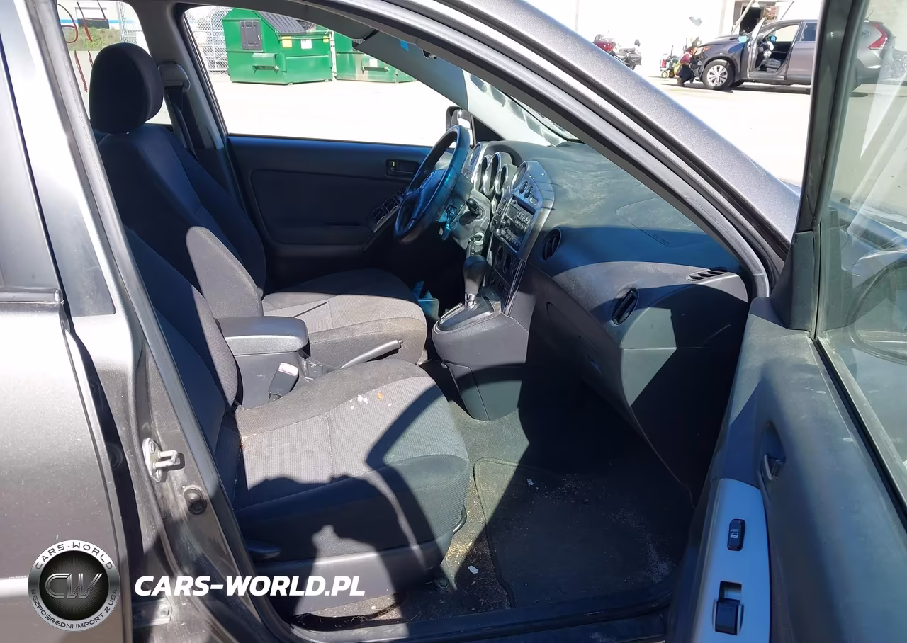 2008 Pontiac Vibe VIN:5Y2SL65818Z411741 - 5