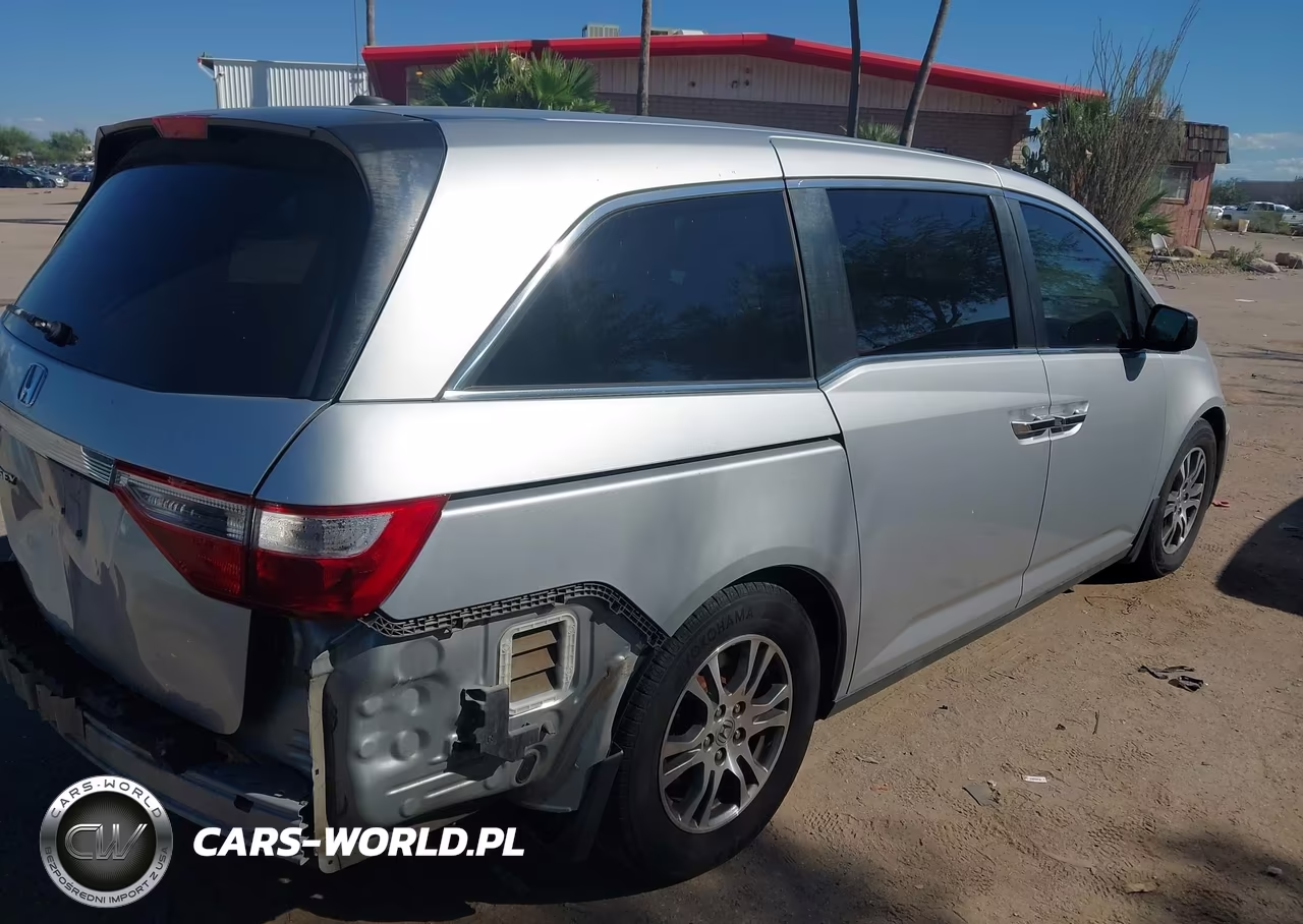 2013 Honda Odyssey Ex-L VIN:5FNRL5H63DB007567 - 4