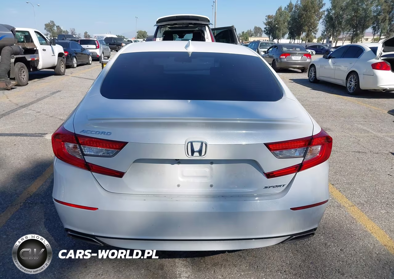 2018 Honda Accord Sport VIN:1HGCV1F36JA184492 - 16