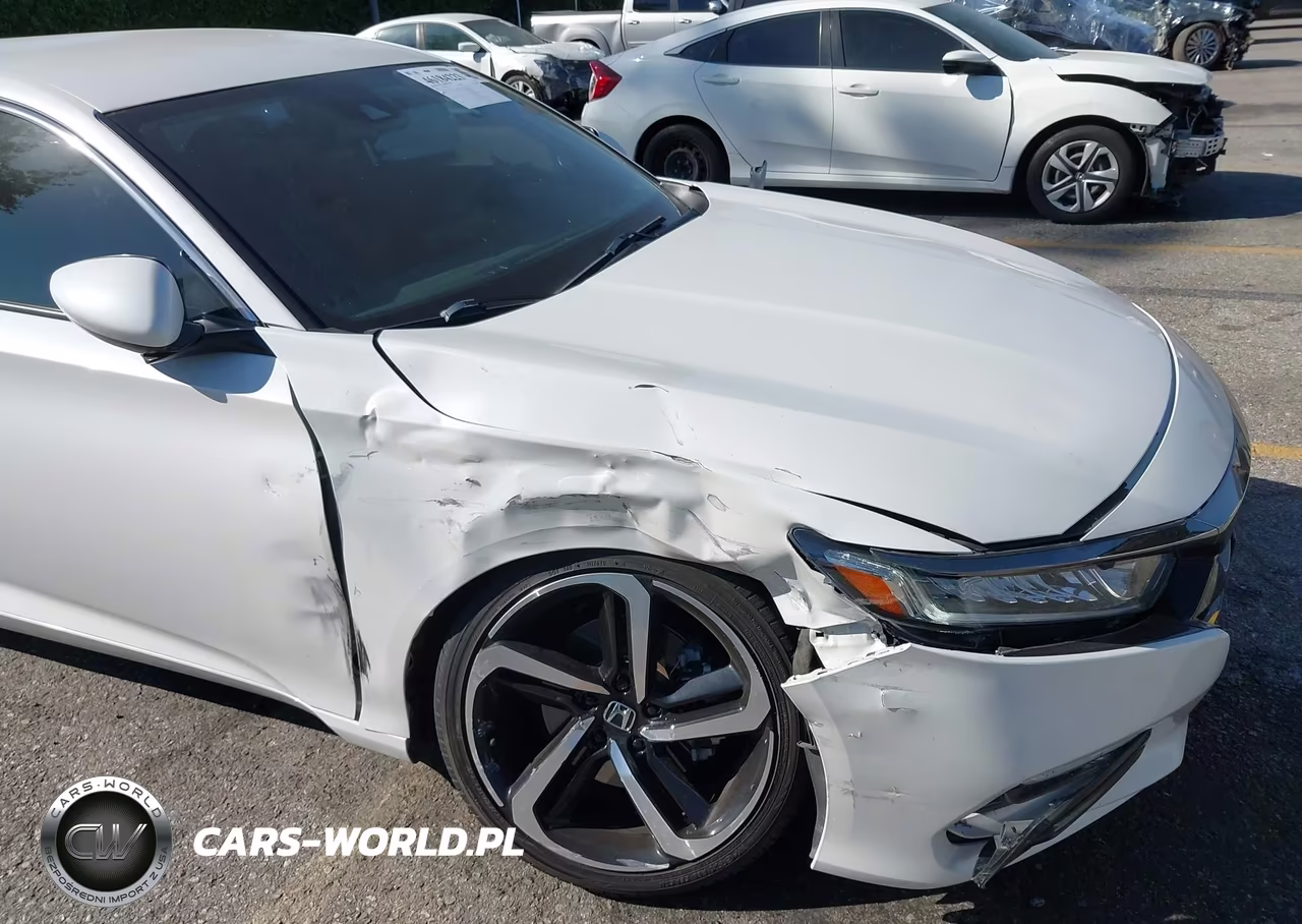 2018 Honda Accord Sport VIN:1HGCV1F36JA184492 - 6