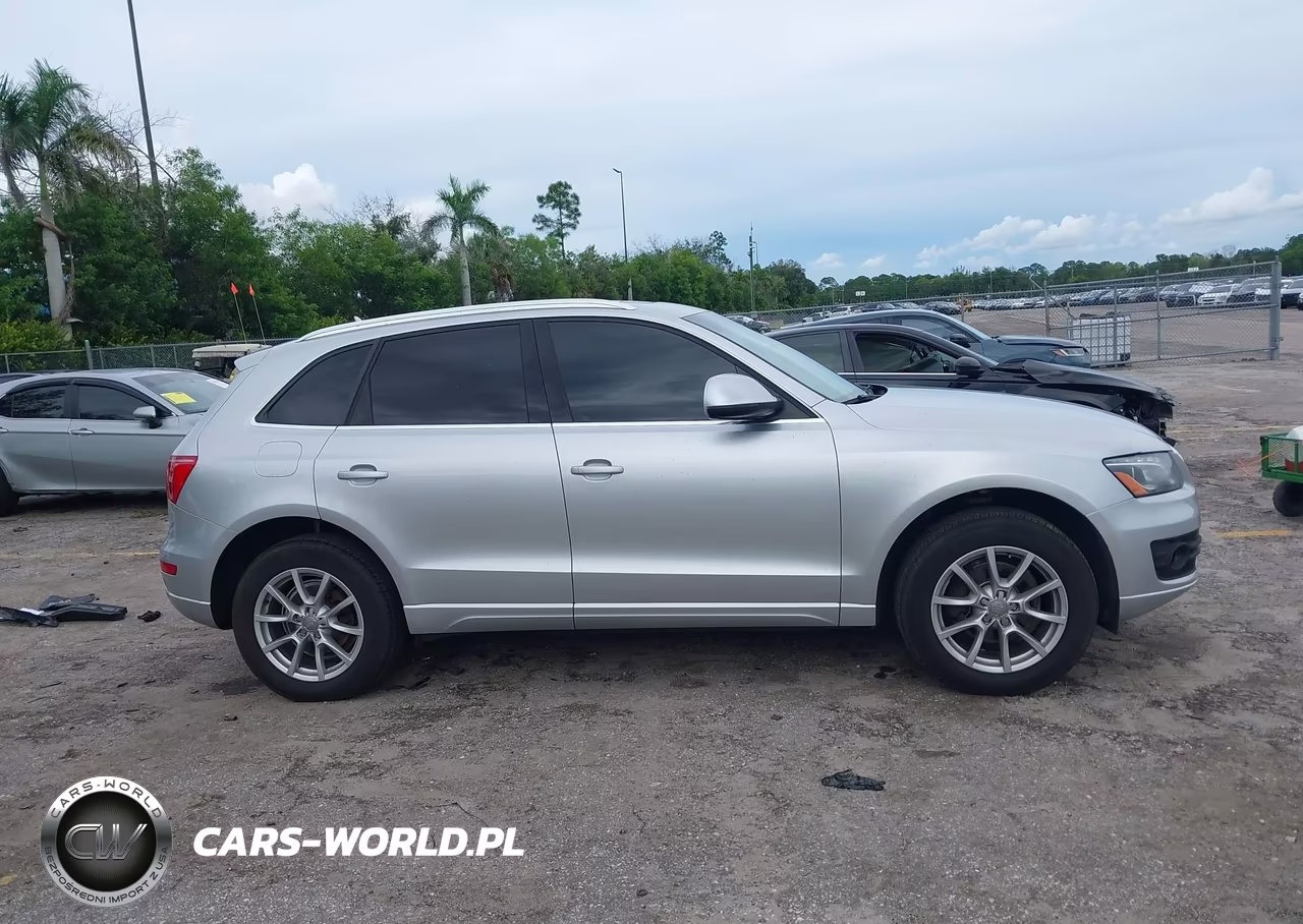 2011 Audi Q5 2.0T Premium VIN:WA1LFAFP5BA035078 - 13