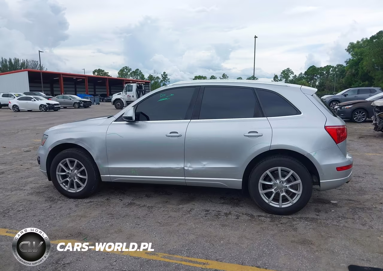 2011 Audi Q5 2.0T Premium VIN:WA1LFAFP5BA035078 - 14