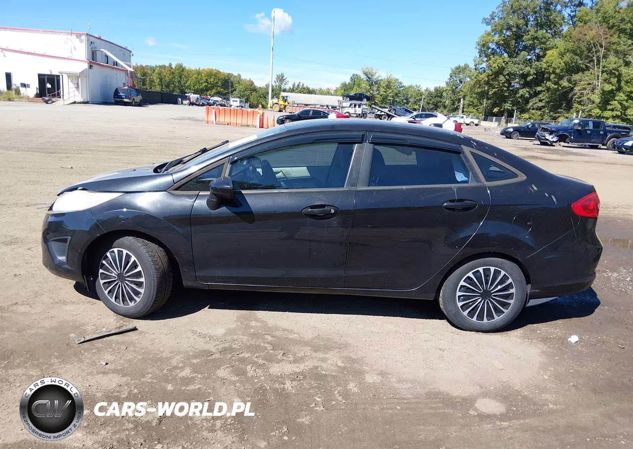 2013 Ford Fiesta S VIN:3FADP4AJ1DM218937 - 14