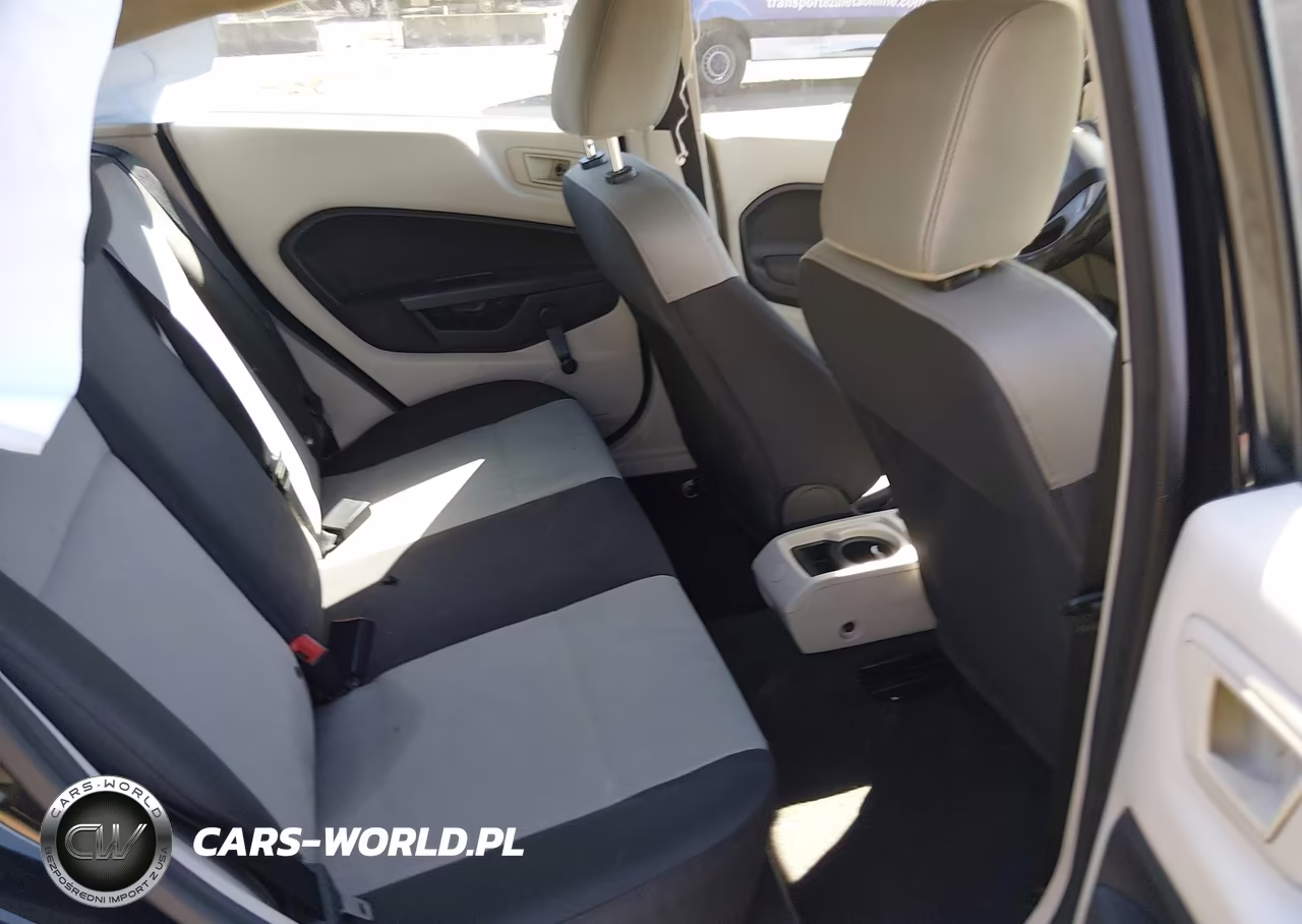 2013 Ford Fiesta S VIN:3FADP4AJ1DM218937 - 8