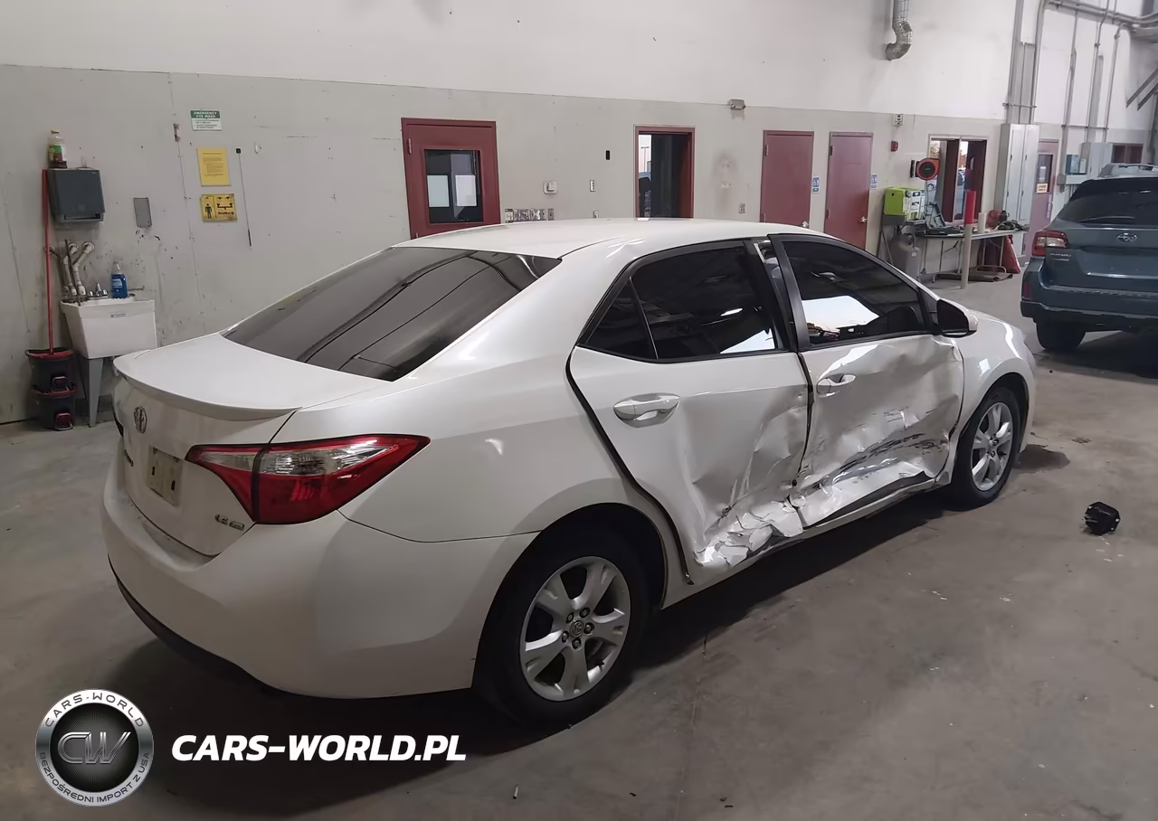 2014 Toyota Corolla Le Eco VIN:5YFBPRHE2EP053983 - 4