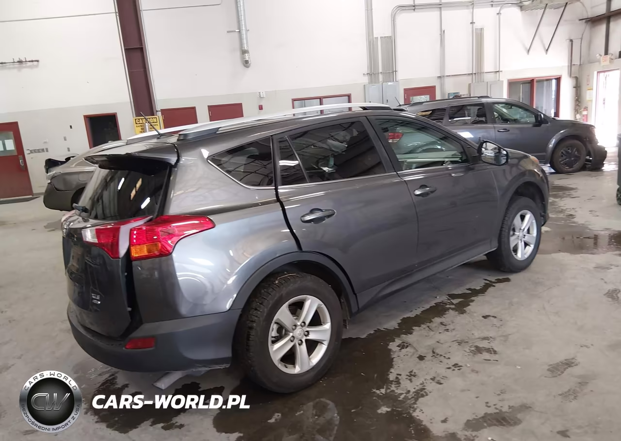 2014 Toyota Rav4 Xle VIN:2T3RFREV7EW216087 - 4