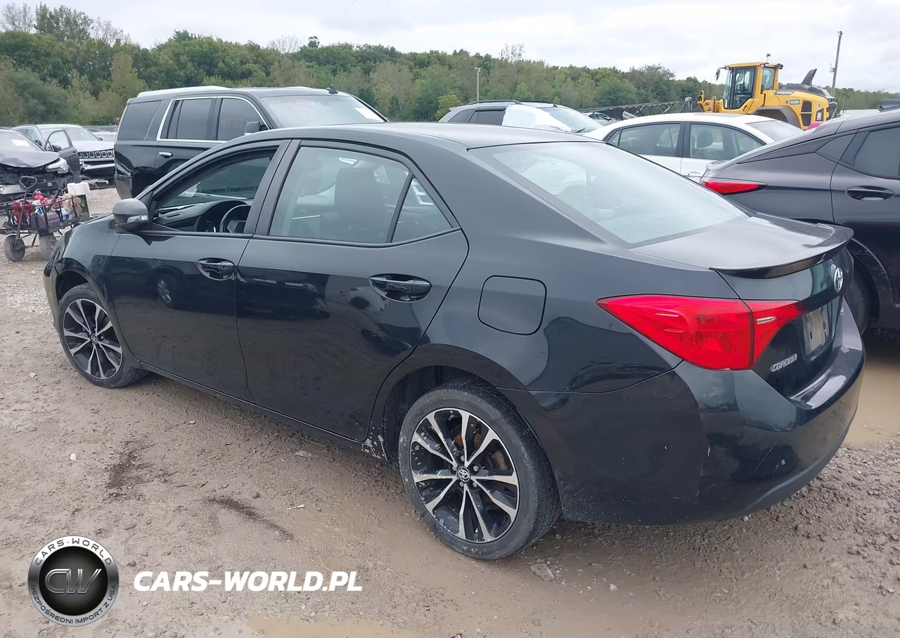 2018 Toyota Corolla Se VIN:2T1BURHE5JC089430 - 3