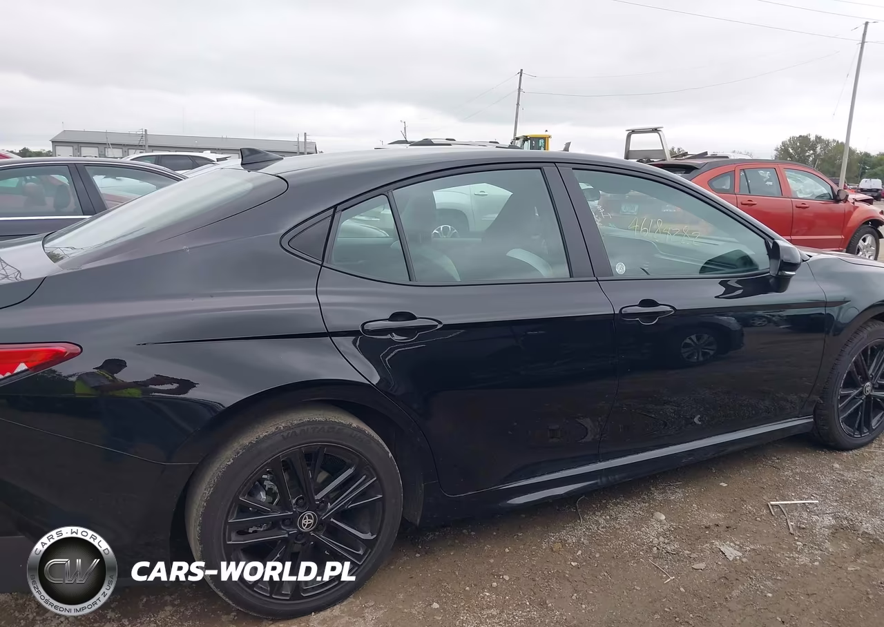 2026 Toyota Camry Se VIN:4T1DAACK1TU772100 - 13