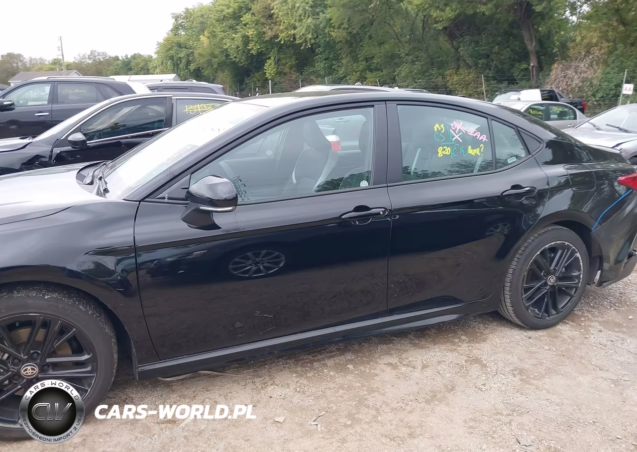 2026 Toyota Camry Se VIN:4T1DAACK1TU772100 - 14