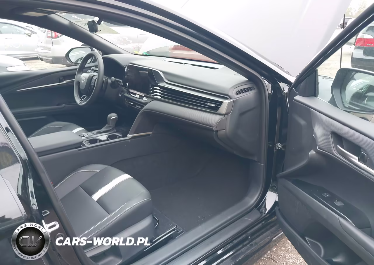 2026 Toyota Camry Se VIN:4T1DAACK1TU772100 - 5