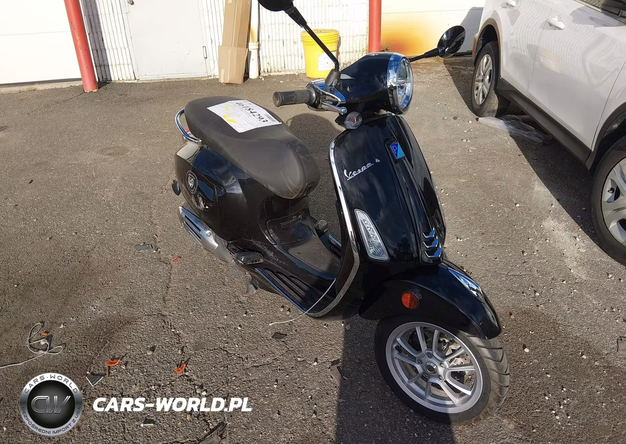 2023 Vespa Primavera-Sprint 50 – zdjęcie 1 z 13
