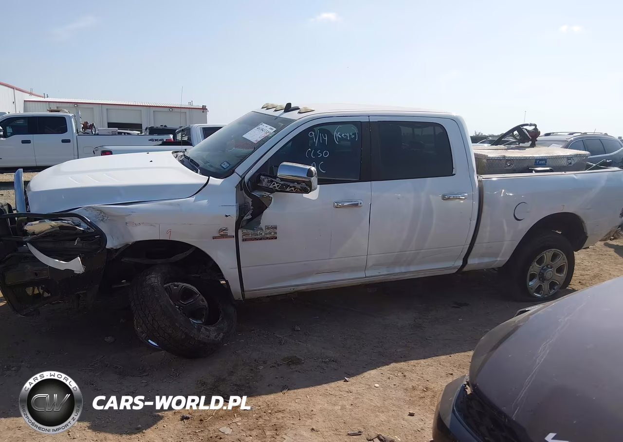 2016 Ram 2500 Lone Star VIN:3C6UR5DL6GG361982 - 14