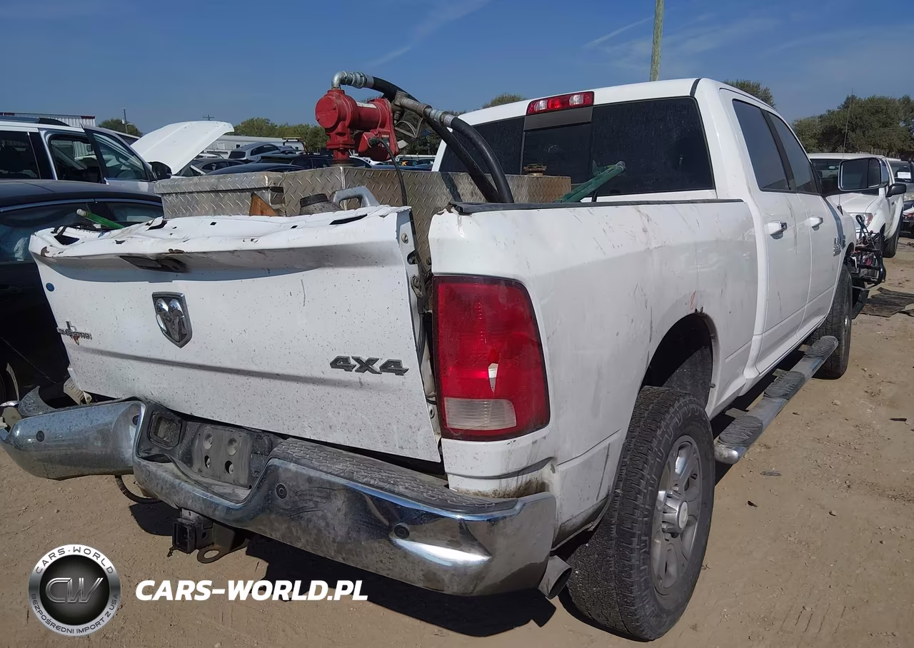 2016 Ram 2500 Lone Star VIN:3C6UR5DL6GG361982 - 4