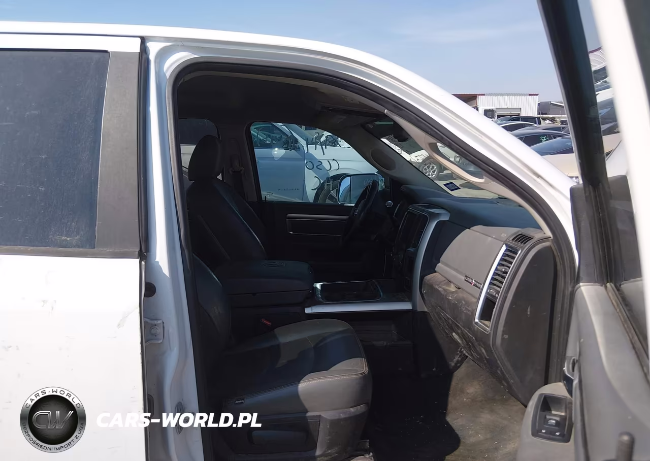 2016 Ram 2500 Lone Star VIN:3C6UR5DL6GG361982 - 5