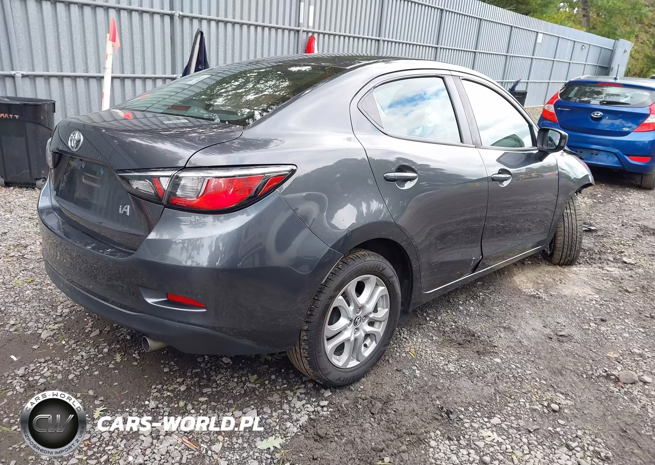 2018 Toyota Yaris Ia VIN:3MYDLBYV9JY324528 - 4
