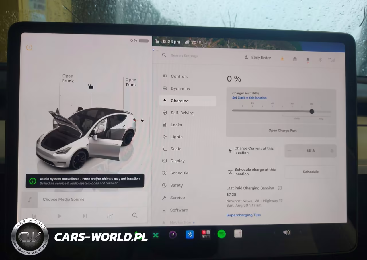 2023 Tesla Model Y Performance Dual Motor All-Wheel Drive VIN:7SAYGDEF5PF751970 - 18