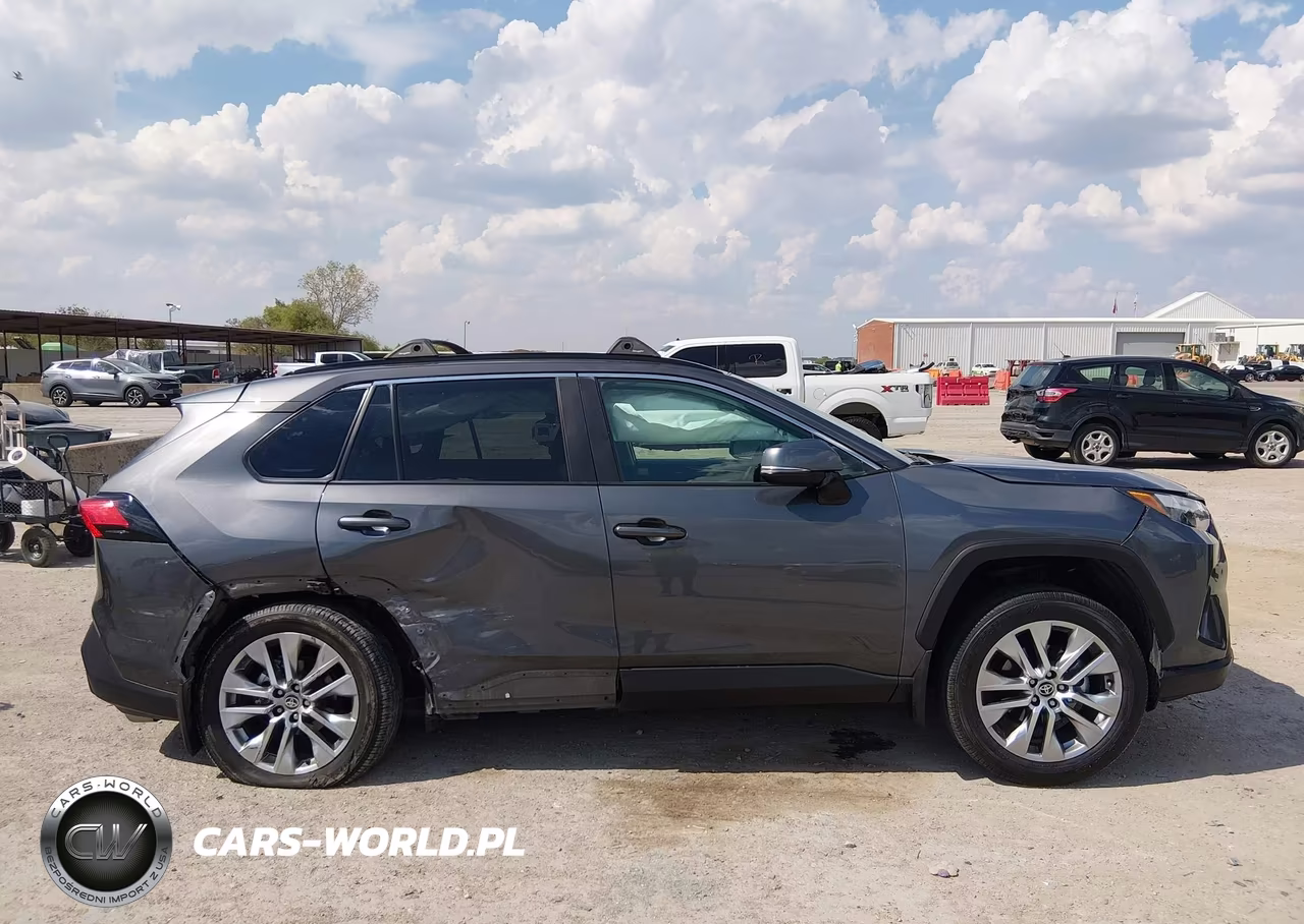 2024 Toyota Rav4 Xle Premium VIN:2T3C1RFV3RW338633 - 14
