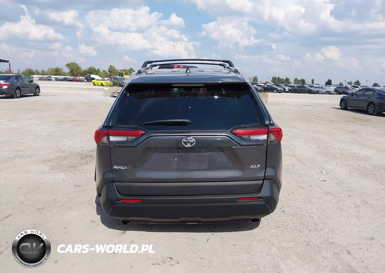 2024 Toyota Rav4 Xle Premium VIN:2T3C1RFV3RW338633 - 17
