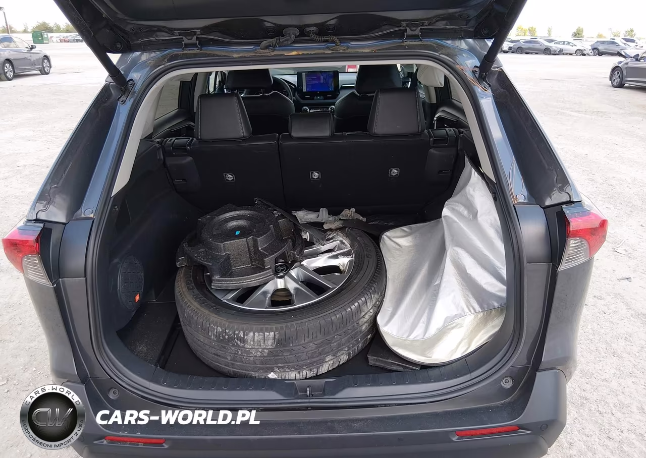 2024 Toyota Rav4 Xle Premium VIN:2T3C1RFV3RW338633 - 18