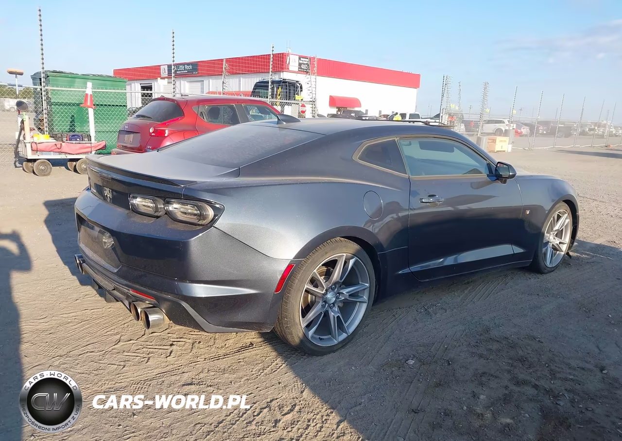 2019 Chevrolet Camaro 1Lt VIN:1G1FB1RX7K0105477 - 4