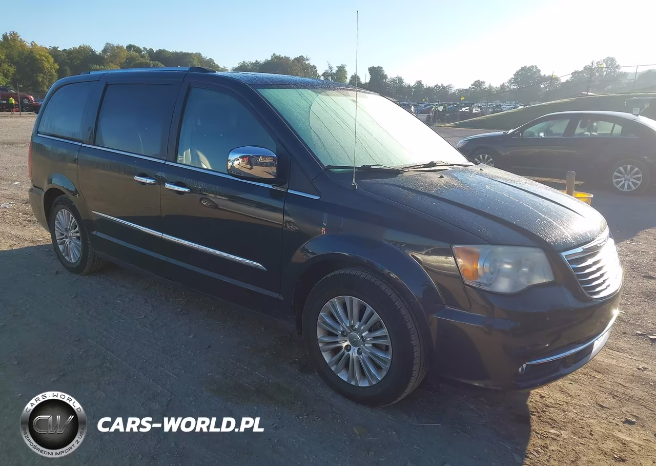 2013 Chrysler Town & Country Limited