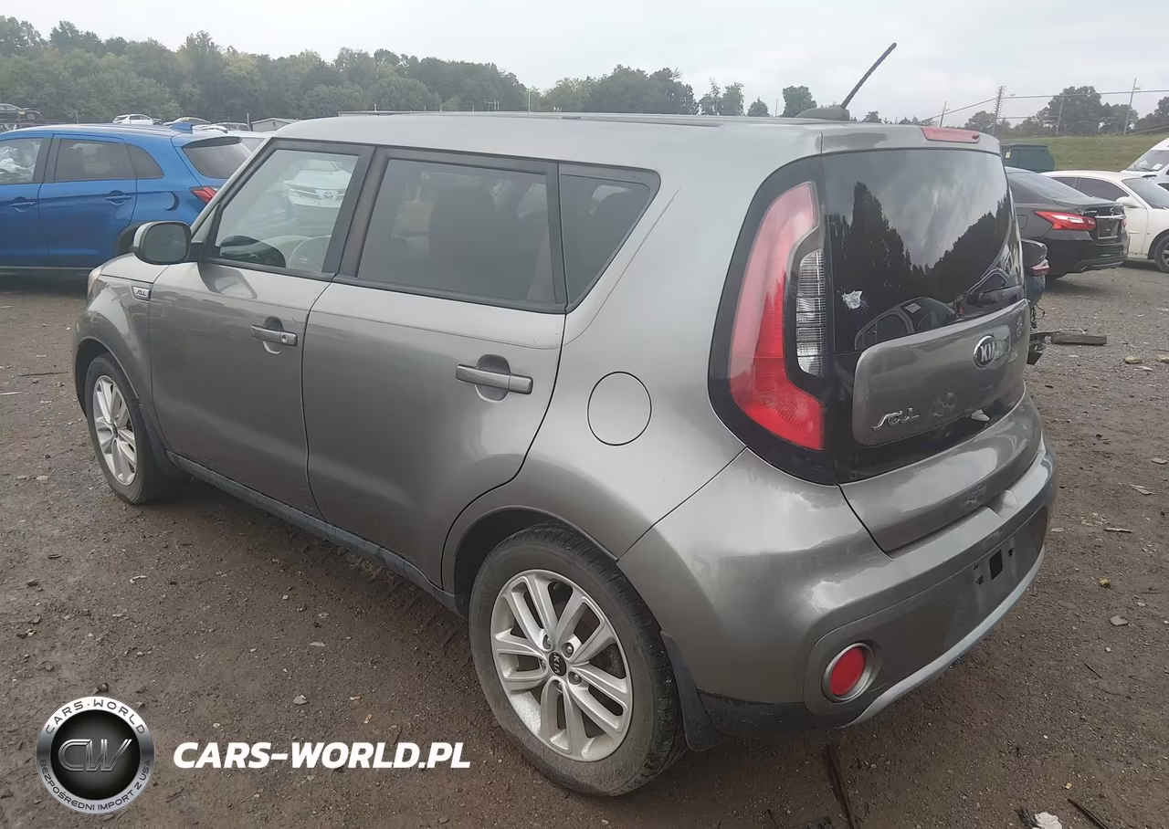 2017 Kia Soul + VIN:KNDJP3A53H7501690 - 3