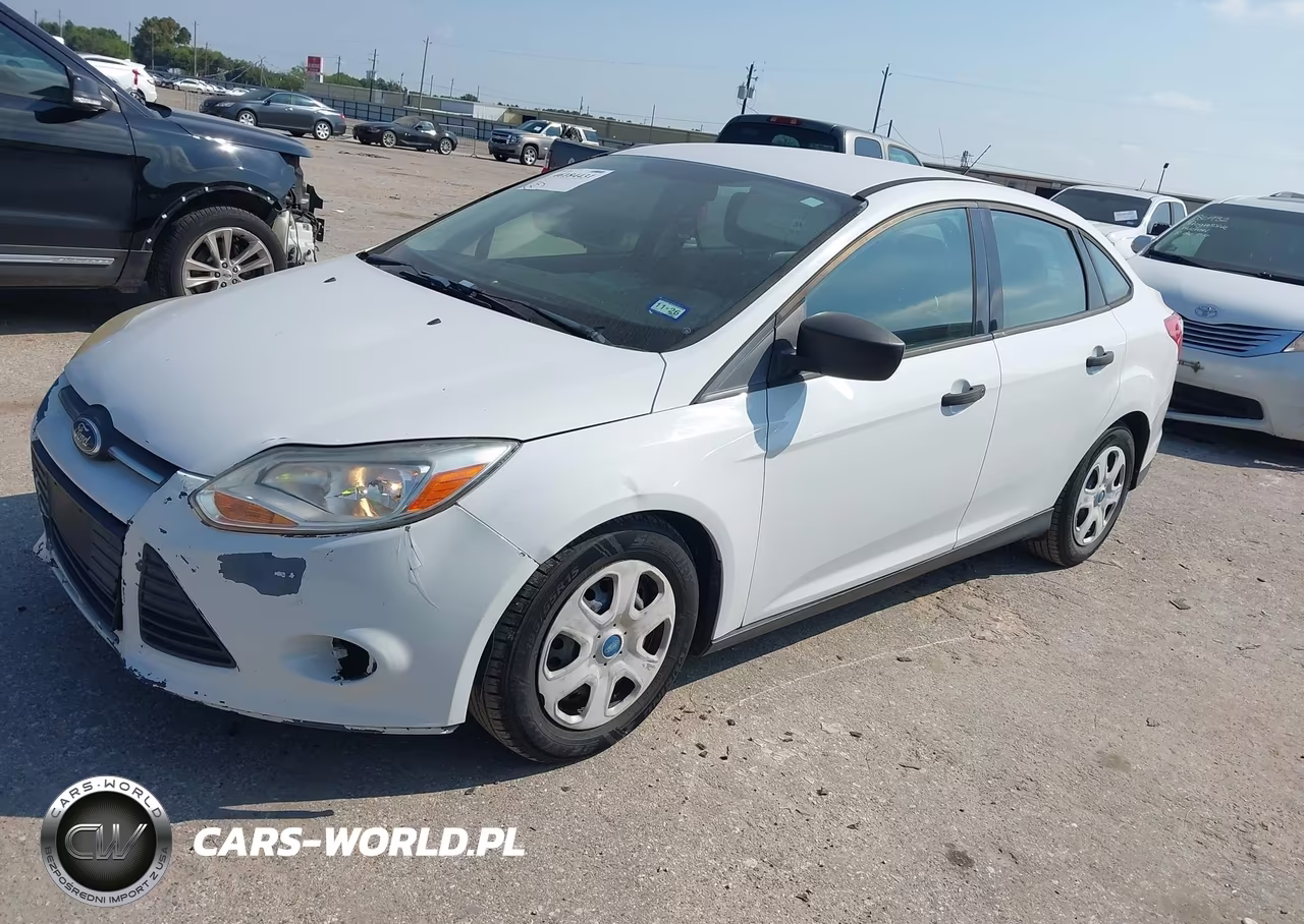 2012 Ford Focus S VIN:1FAHP3E27CL237815 - 2