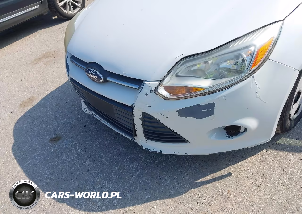 2012 Ford Focus S VIN:1FAHP3E27CL237815 - 6