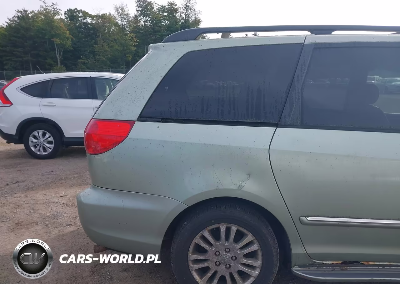 2007 Toyota Sienna Xle Limited VIN:5TDBK22CX7S007213 - 13