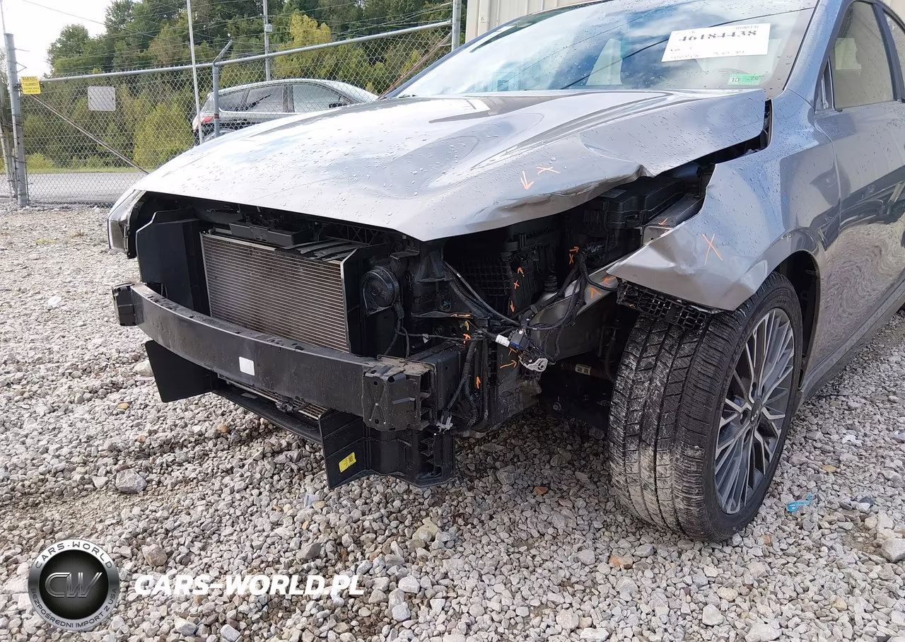 2023 Kia Forte Gt-Line VIN:3KPF54AD1PE665804 - 6