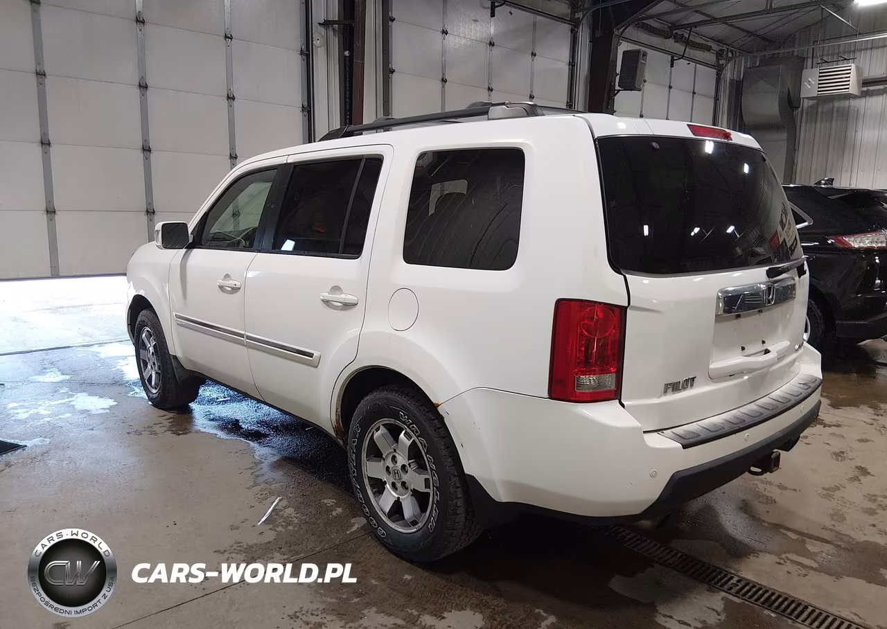 2009 Honda Pilot Touring VIN:5FNYF48969B026130 - 3
