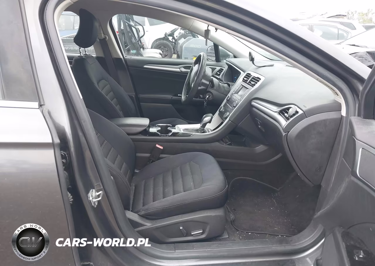 2015 Ford Fusion Se VIN:3FA6P0H77FR191647 - 5