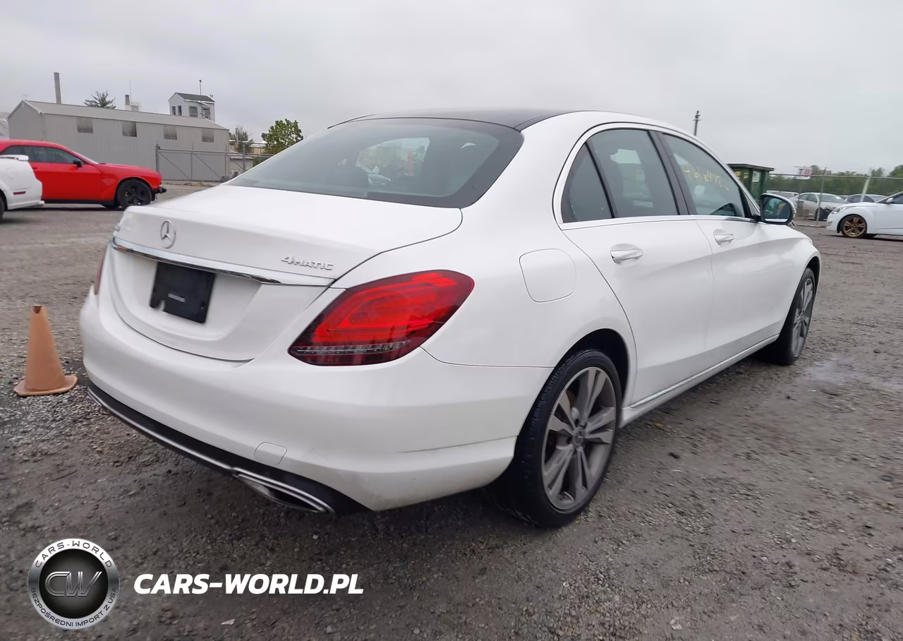 2019 Mercedes-Benz C 300 4Matic VIN:55SWF8EB6KU320184 - 4