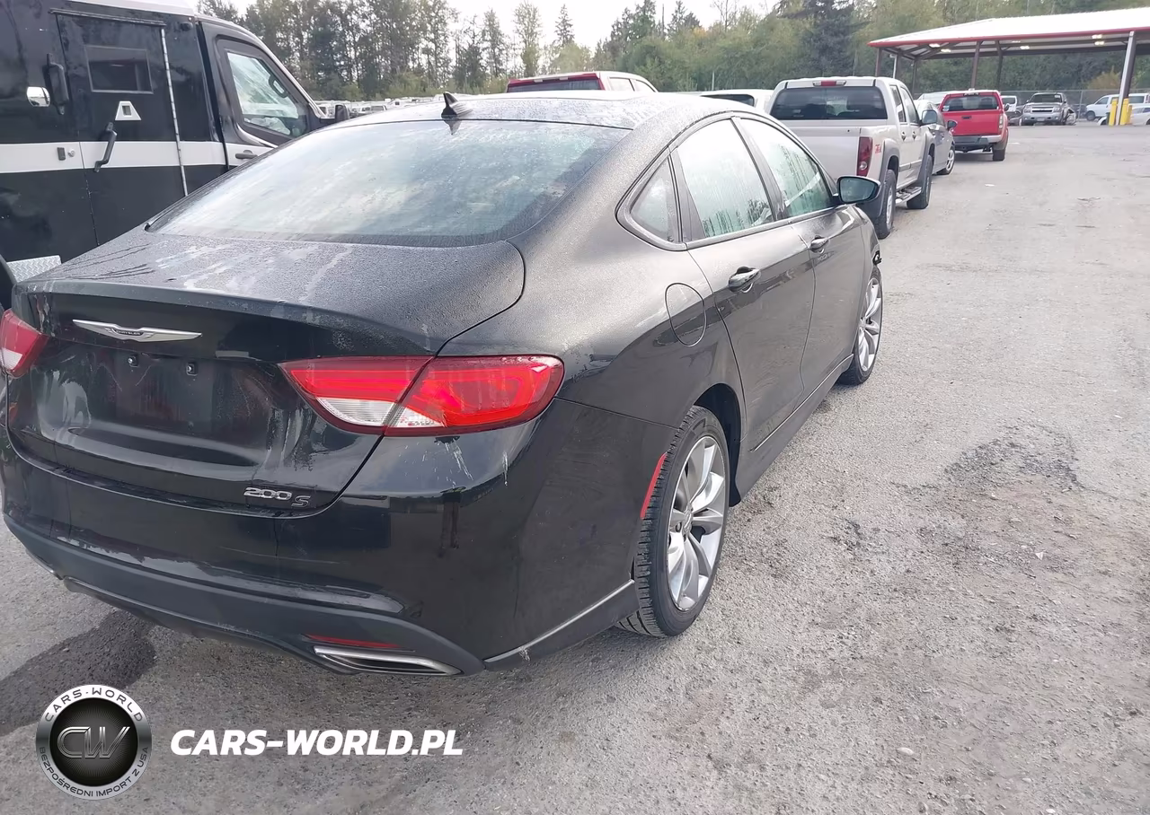 2015 Chrysler 200 S VIN:1C3CCCBG7FN735882 - 4