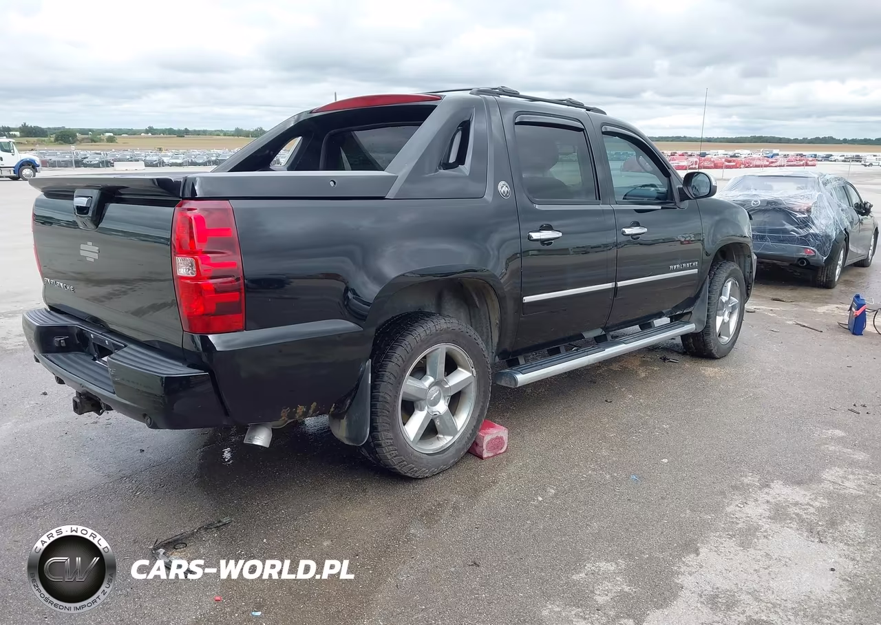 2013 Chevrolet Avalanche Ltz VIN:3GNTKGE77DG234571 - 4