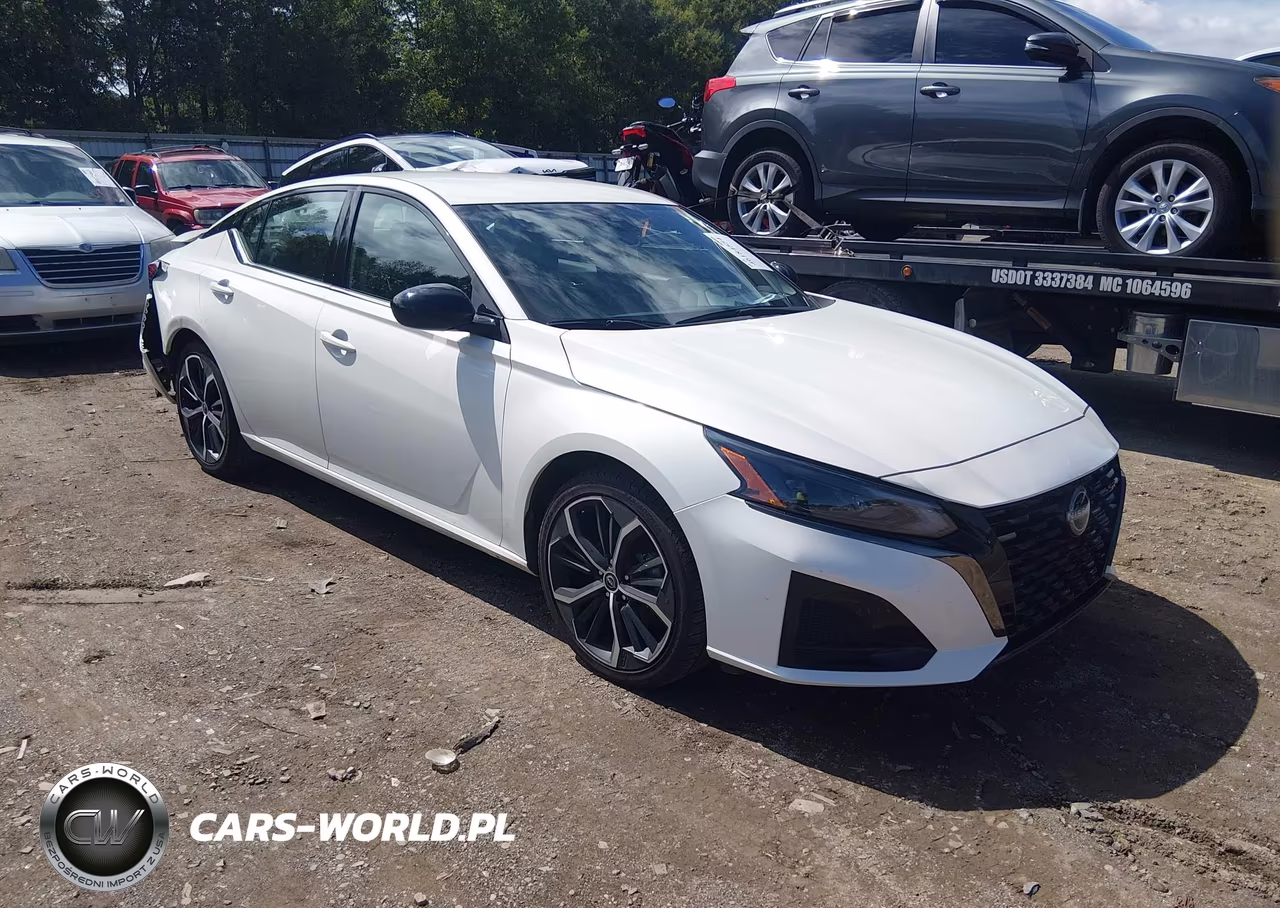 2024 Nissan Altima Sr Fwd