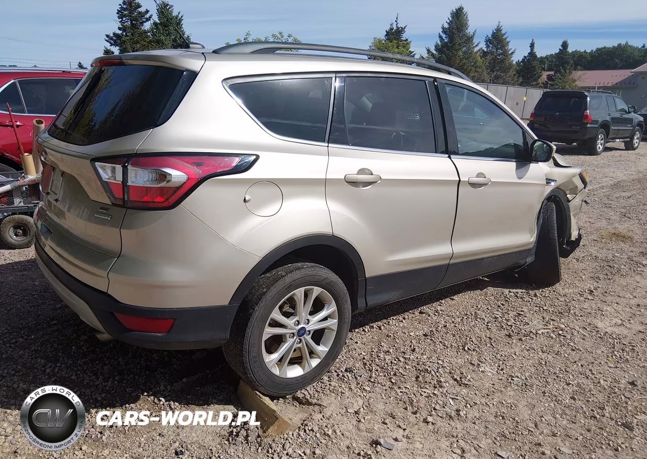2018 Ford Escape Se VIN:1FMCU0GD0JUA49909 - 4