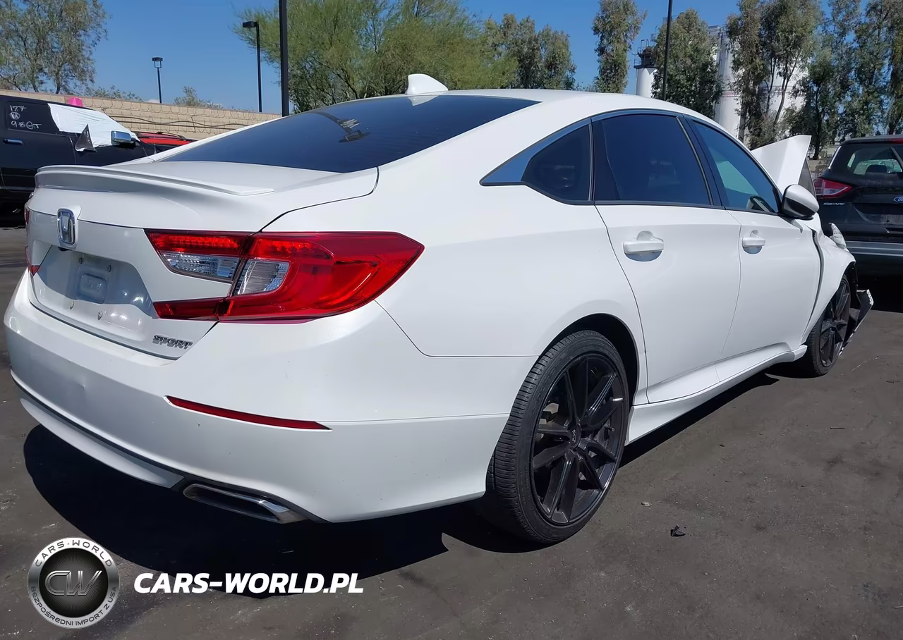 2018 Honda Accord Sport VIN:1HGCV1F32JA172663 - 4