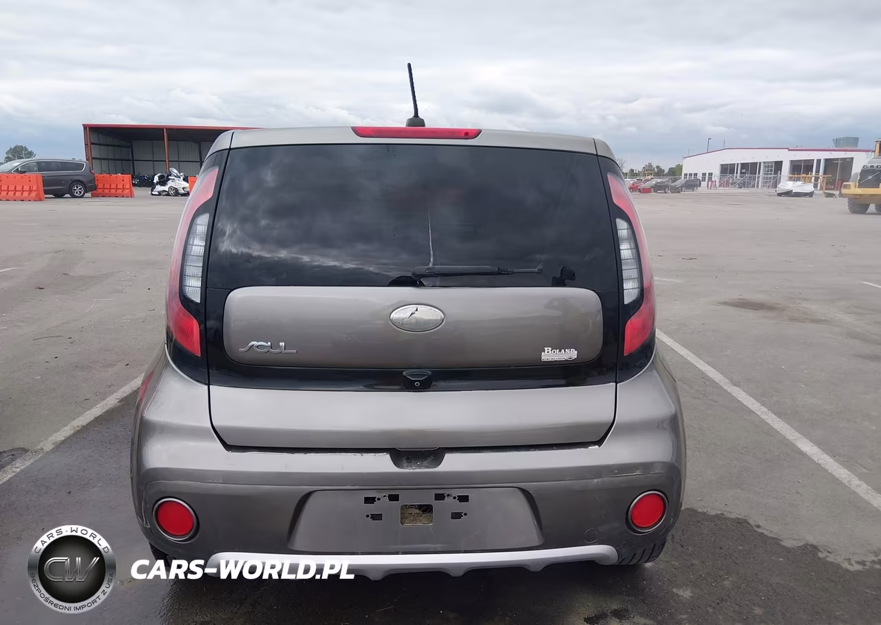 2017 Kia Soul + VIN:KNDJP3A52H7447718 - 16